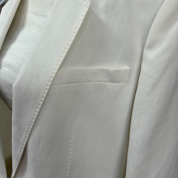 NEVER WORN! Halston Jamie Single-Breasted Blazer, White, size 6 - Picture 10 of 14